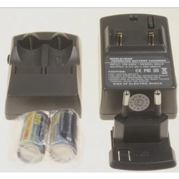 CR123A akkumulátöltő 2 db akkuval