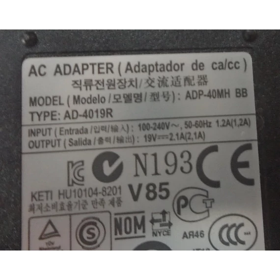 Samsung hálózati adapter AD-4019R (ADP40MH BB) *